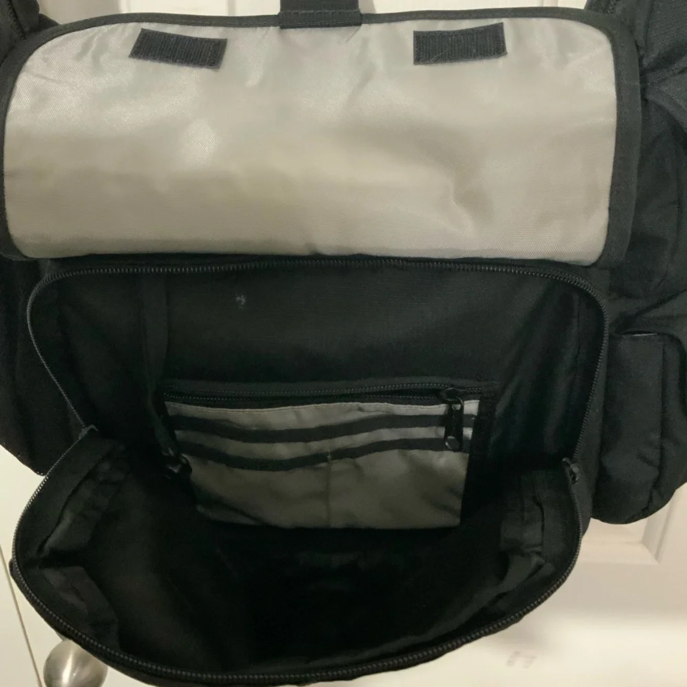 LL BEAN Classic Nylon Crossbody Messenger Bag